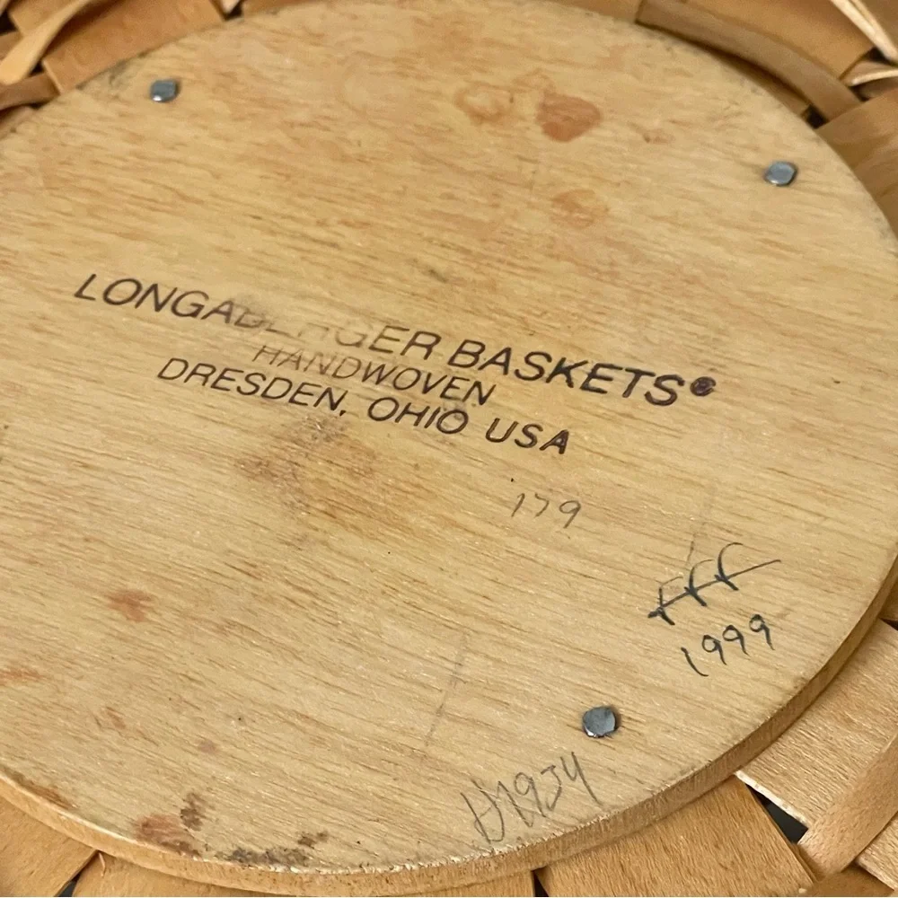 Christmas Popcorn Basket by Longaberger